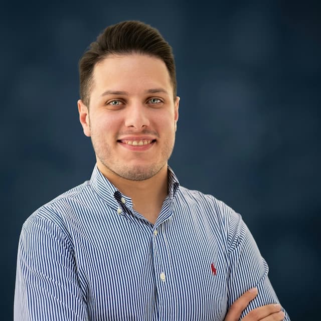 Giuseppe Bua — Fondatore di Leoflag